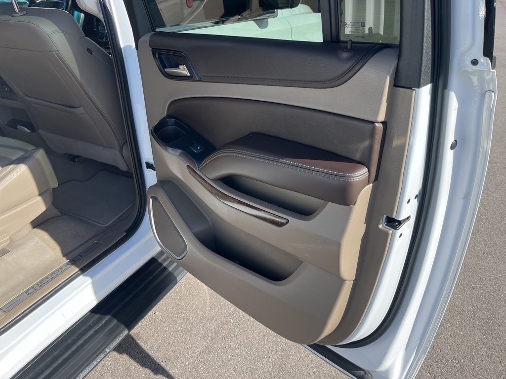 Chevrolet Suburban  2020