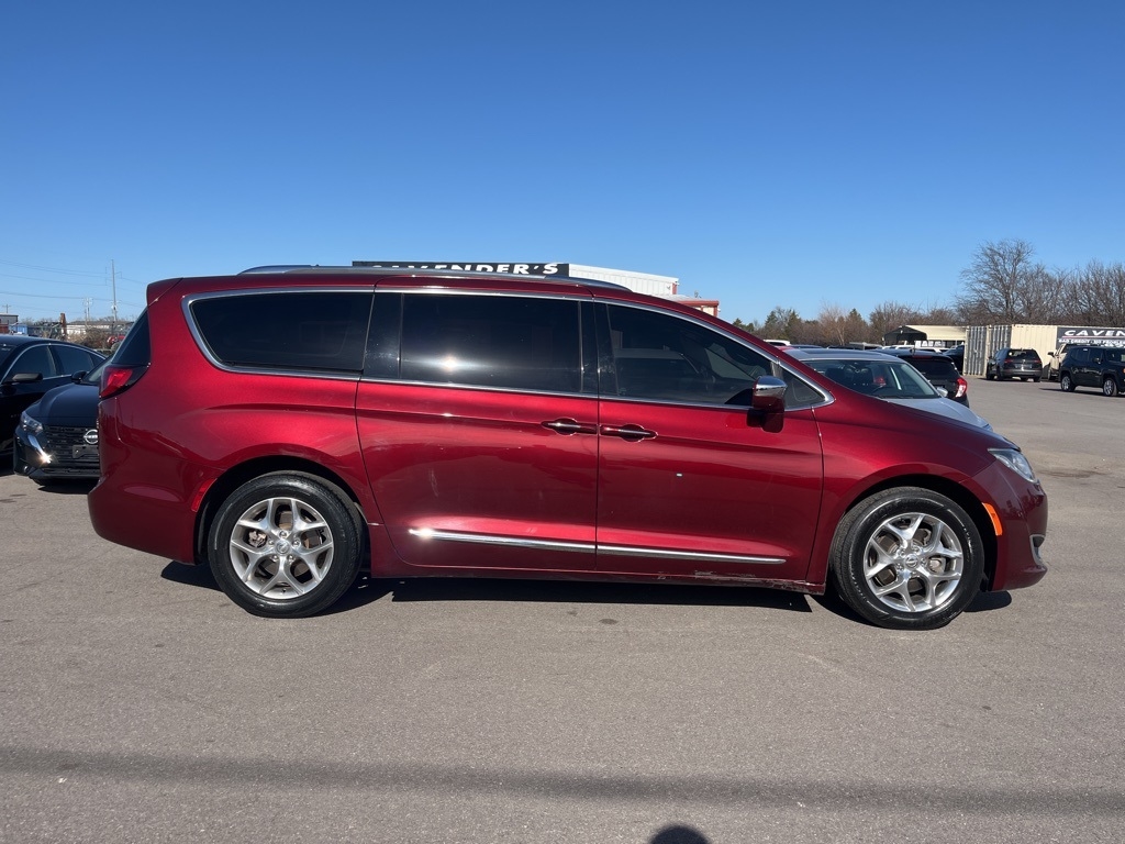 Chrysler Pacifica  2019