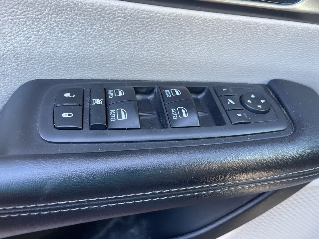 Chrysler Pacifica  2019