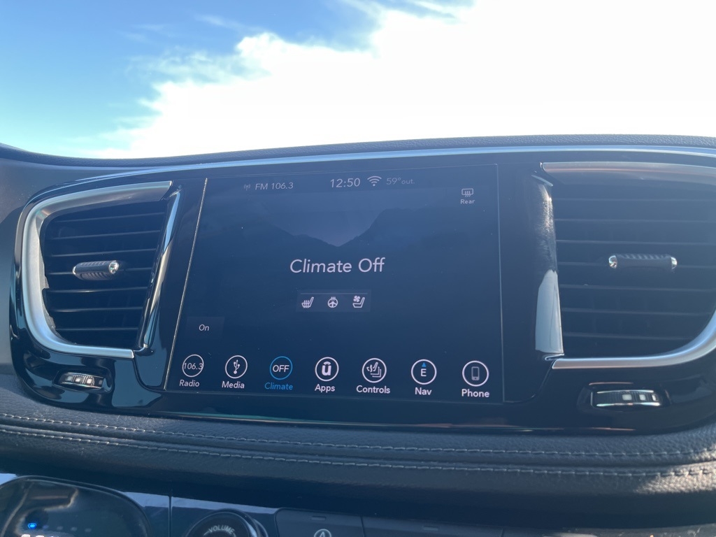 Chrysler Pacifica  2019