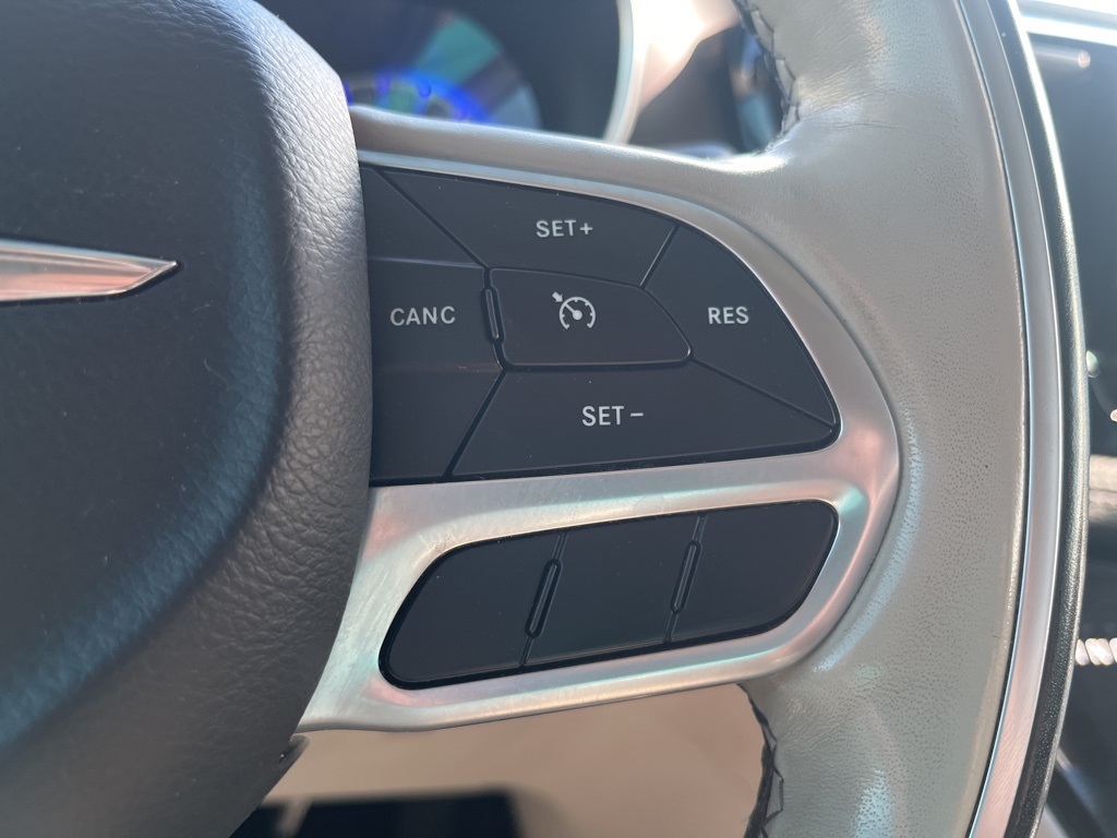 Chrysler Pacifica  2019