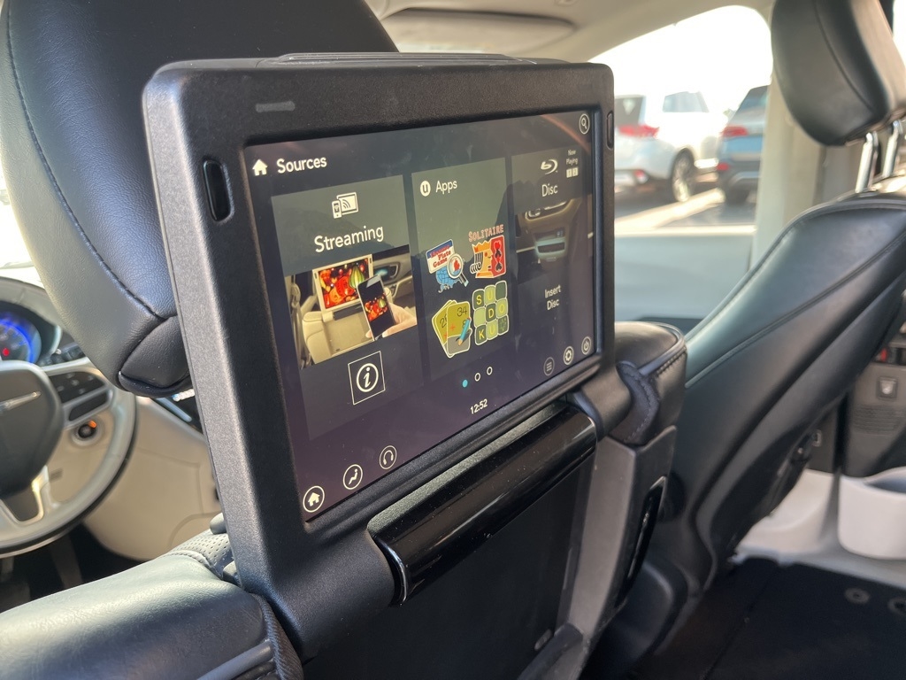 Chrysler Pacifica  2019