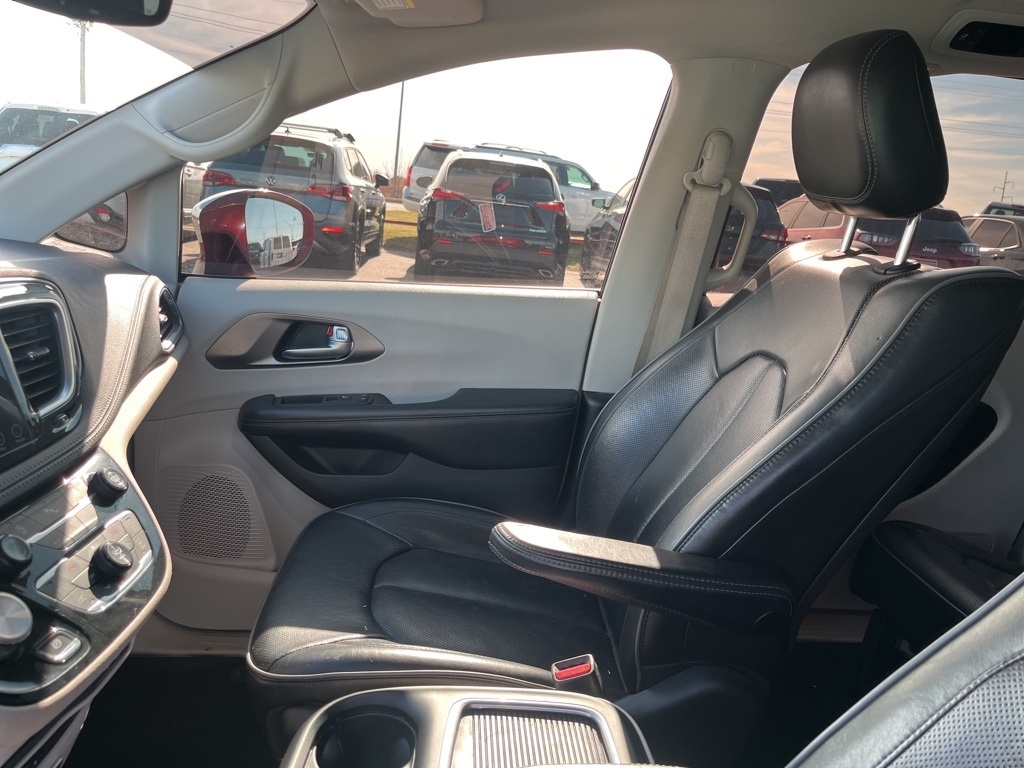 Chrysler Pacifica  2019