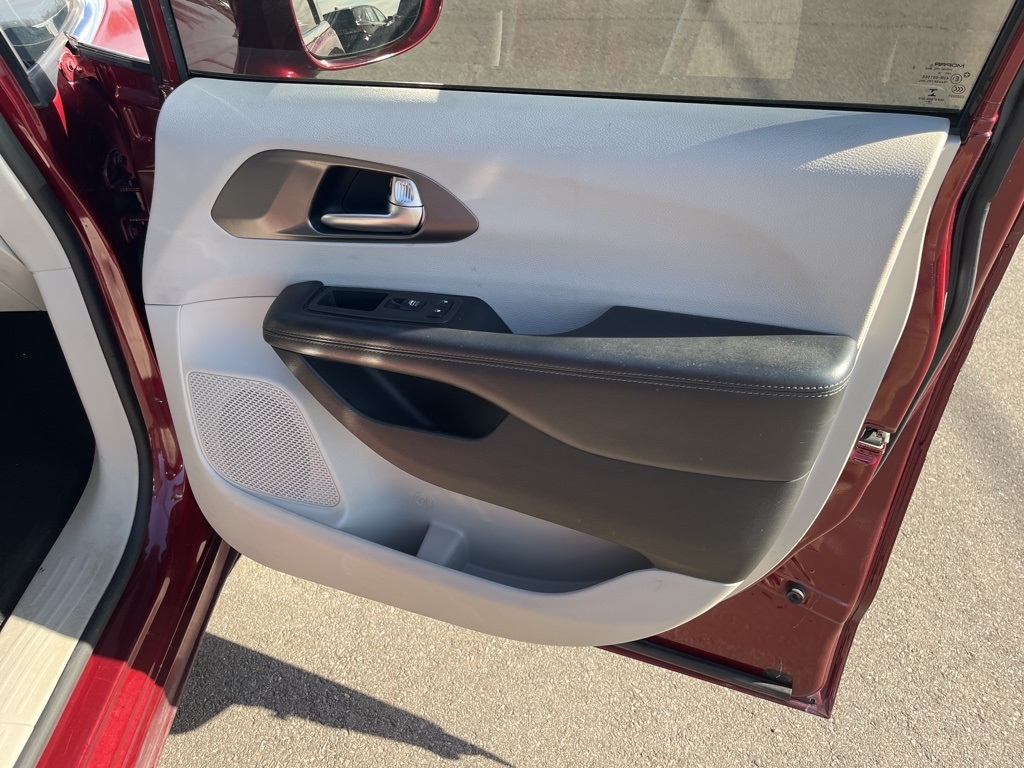 Chrysler Pacifica  2019