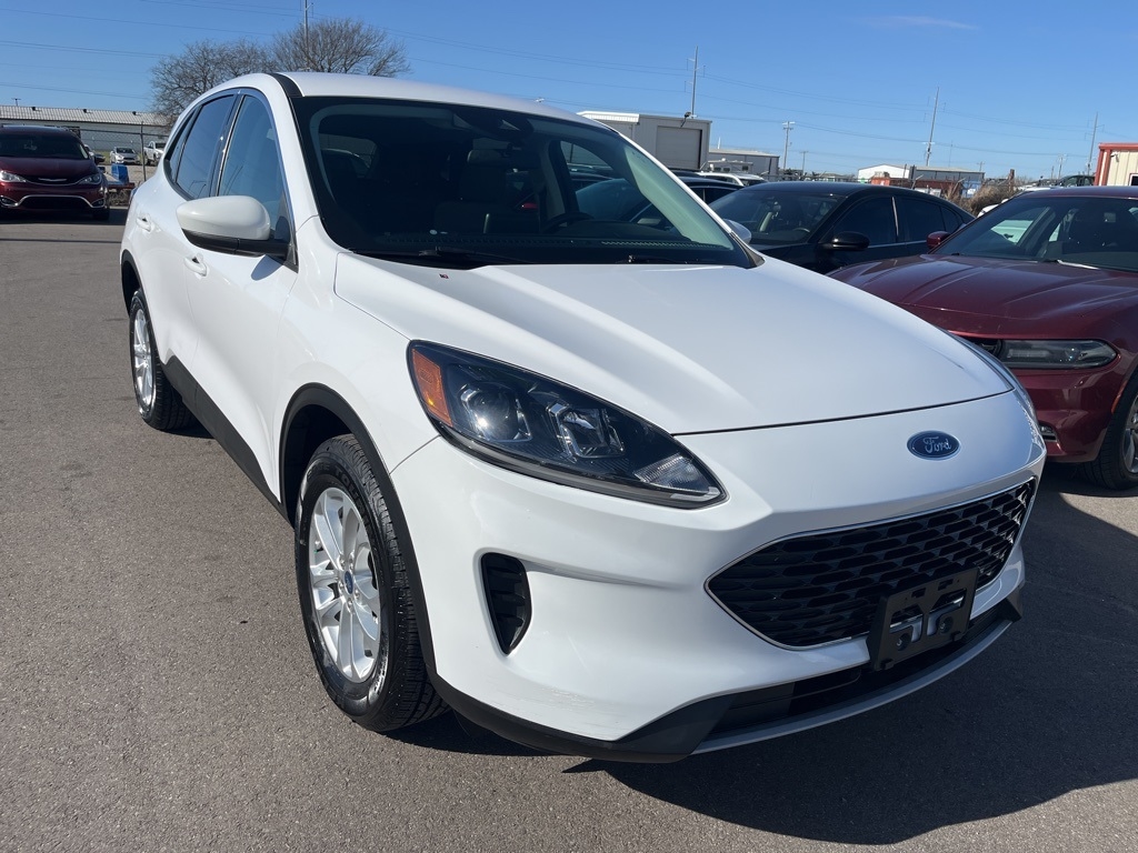 Ford Escape Hybrid  2021