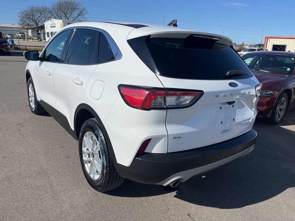 Ford Escape Hybrid  2021