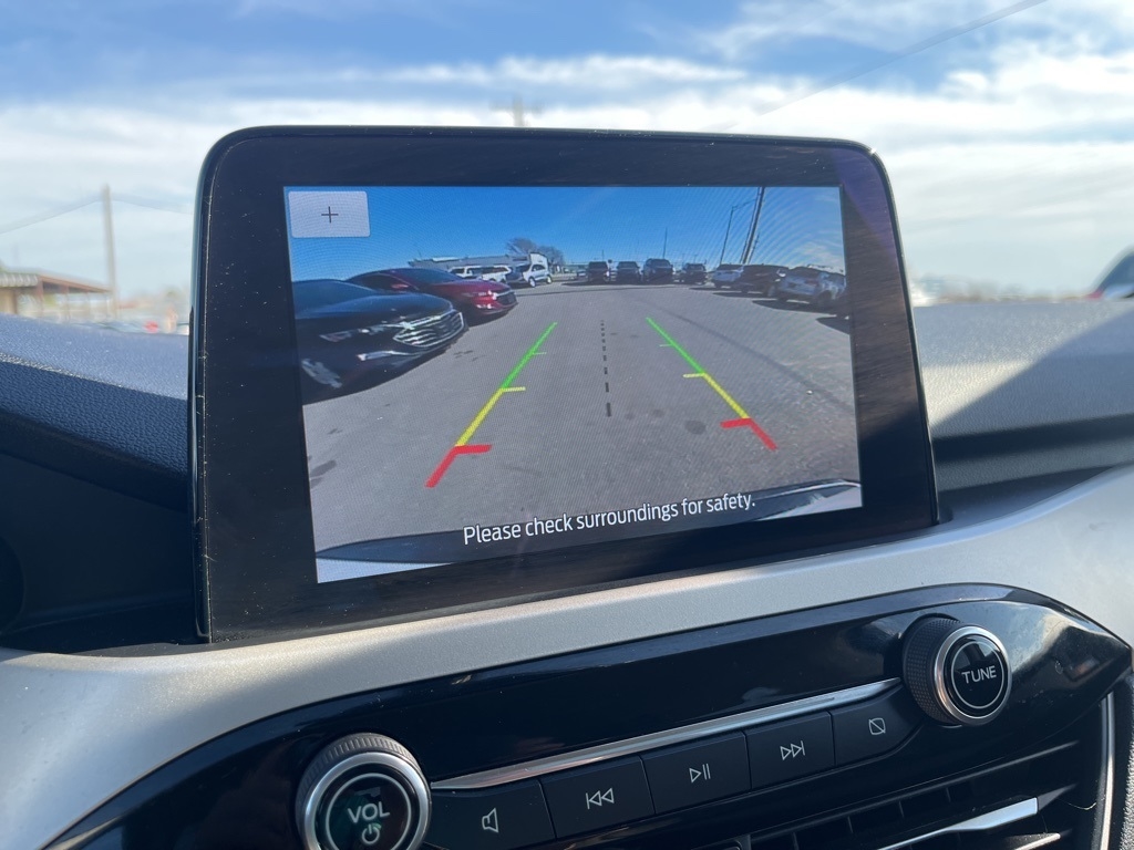 Ford Escape Hybrid  2021