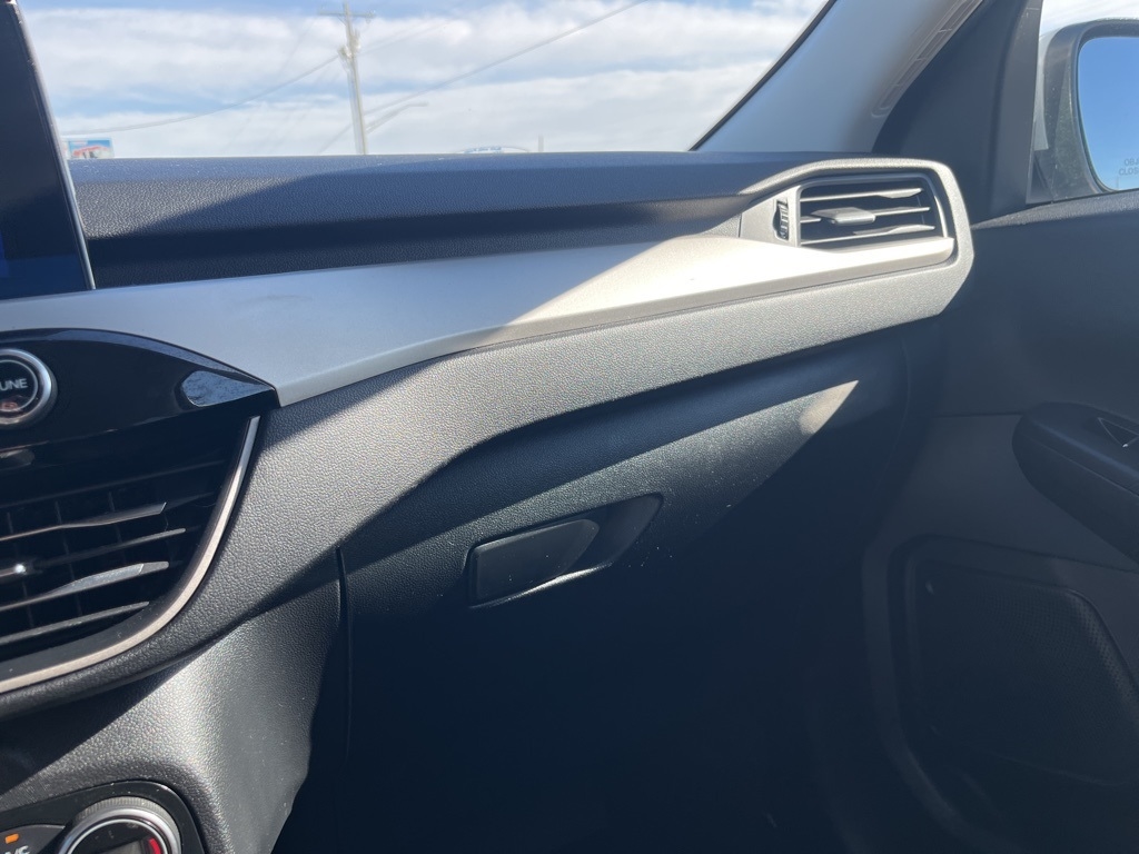 Ford Escape Hybrid  2021