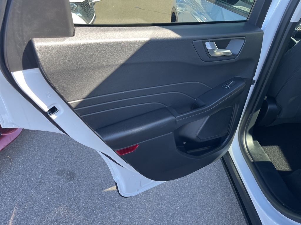 Ford Escape Hybrid  2021