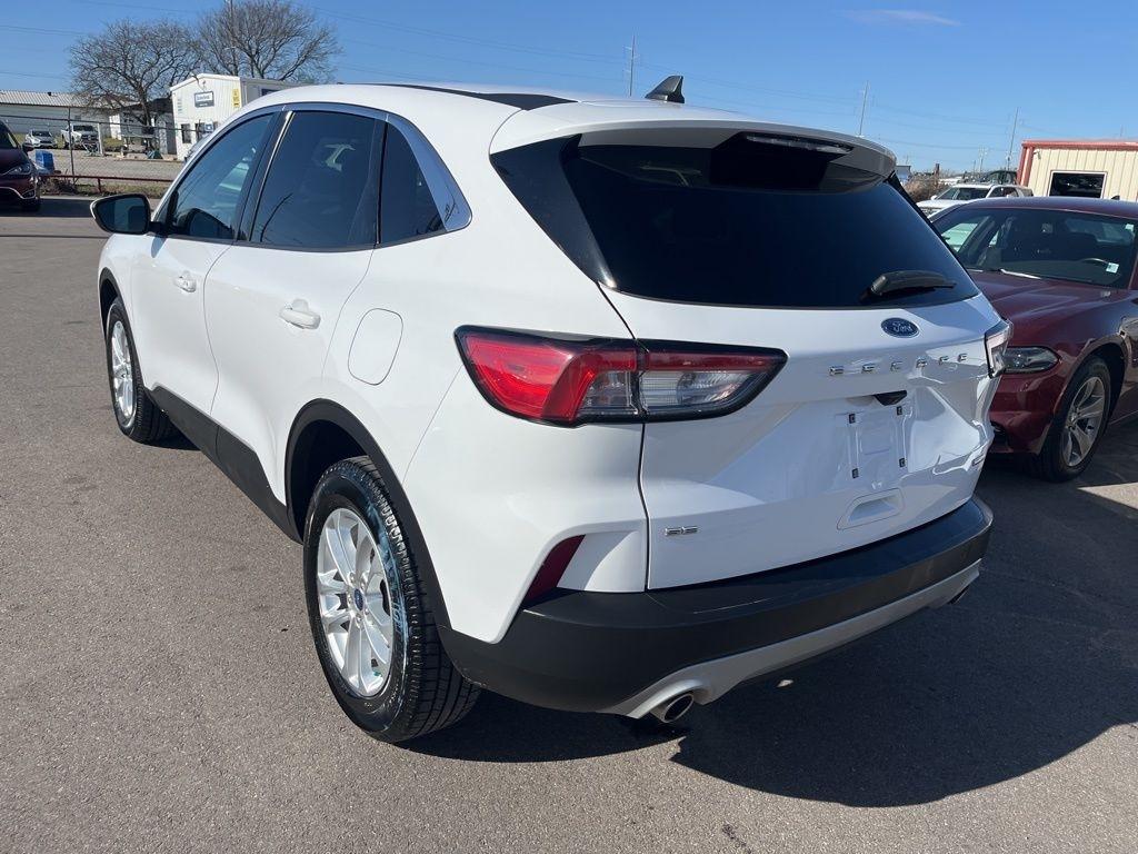 Ford Escape Hybrid  2021