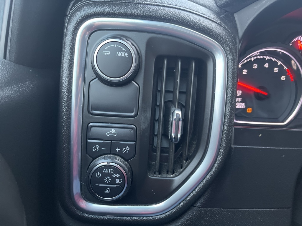 Chevrolet Silverado 1500  2020