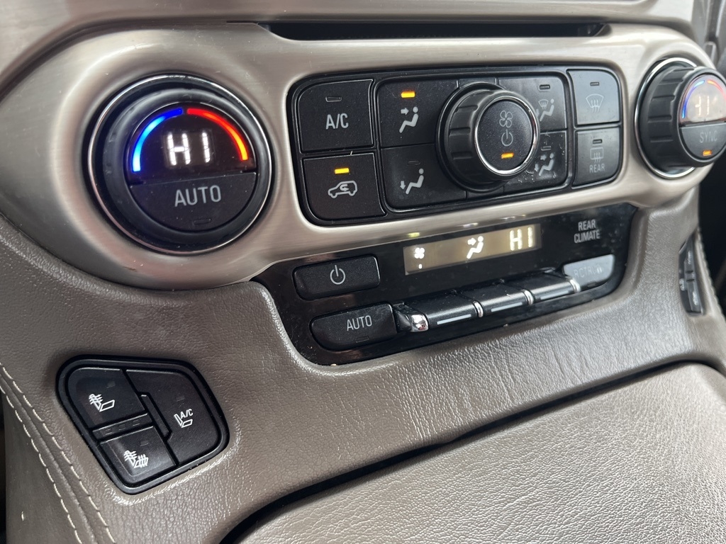 GMC Yukon Denali  2015