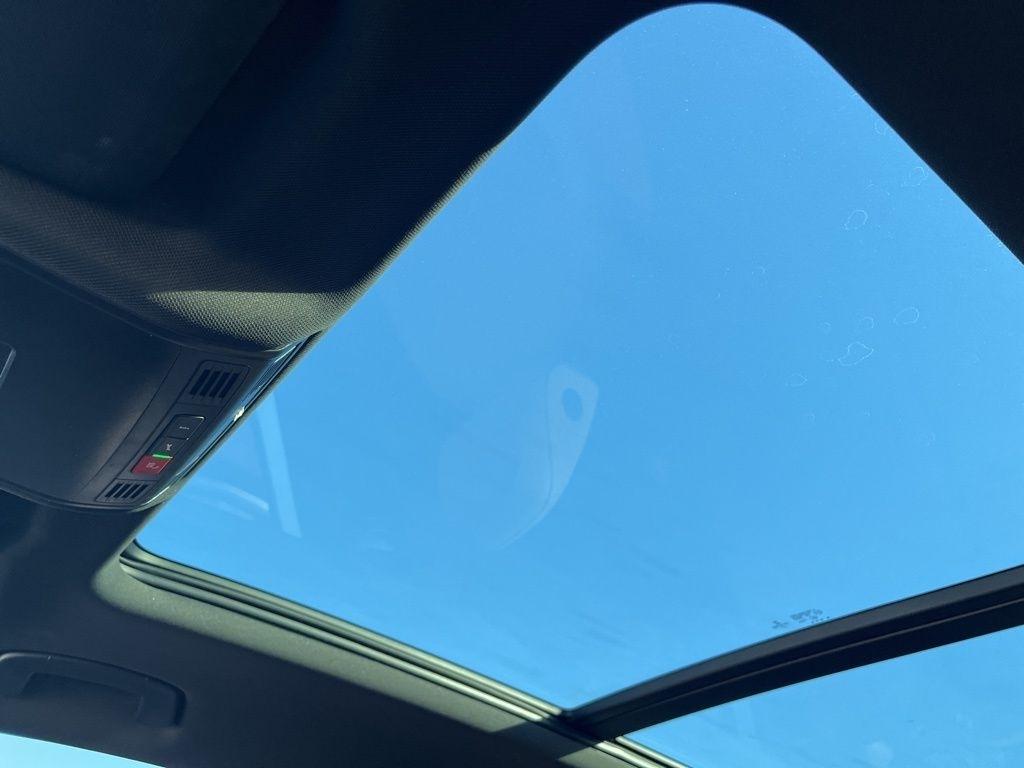 Volkswagen Tiguan  2022