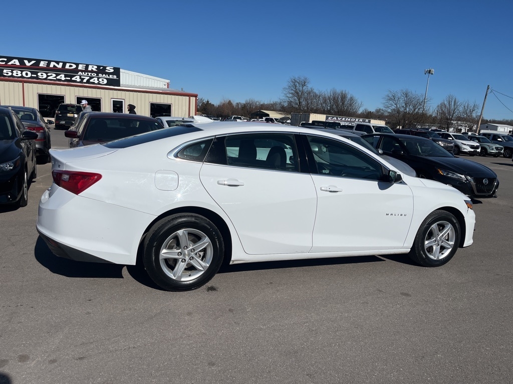 Chevrolet Malibu  2023