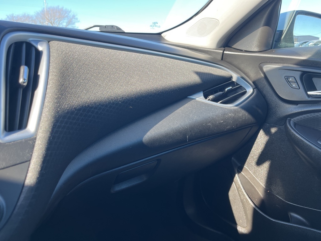 Chevrolet Malibu  2023