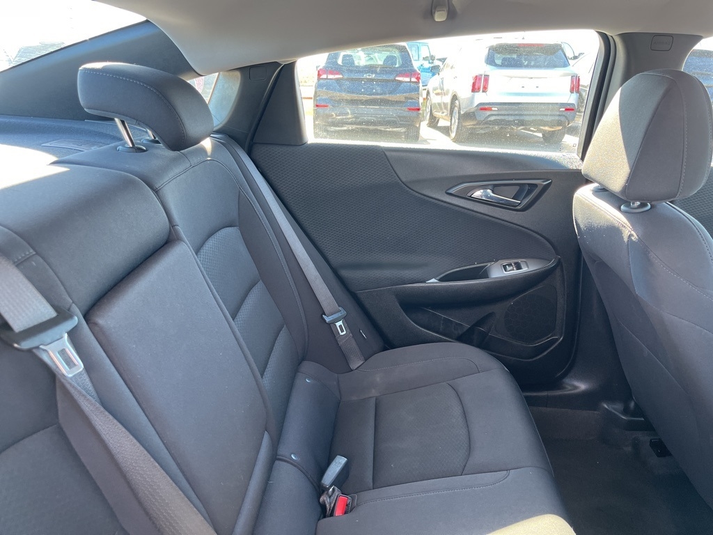 Chevrolet Malibu  2023