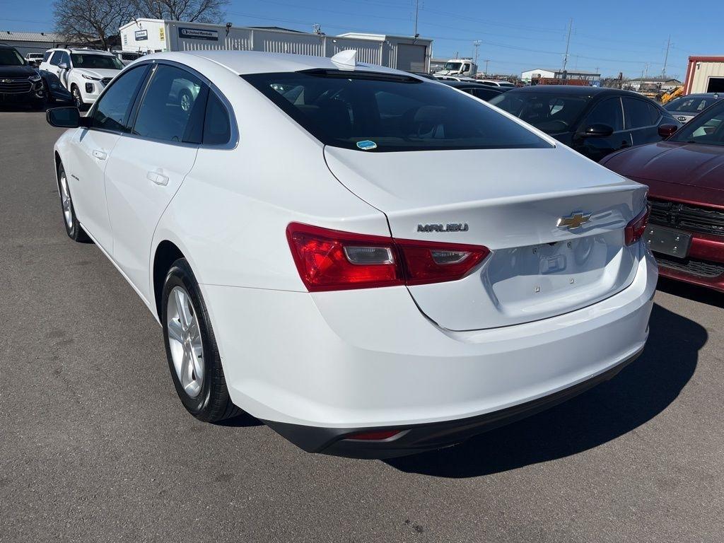 Chevrolet Malibu  2023