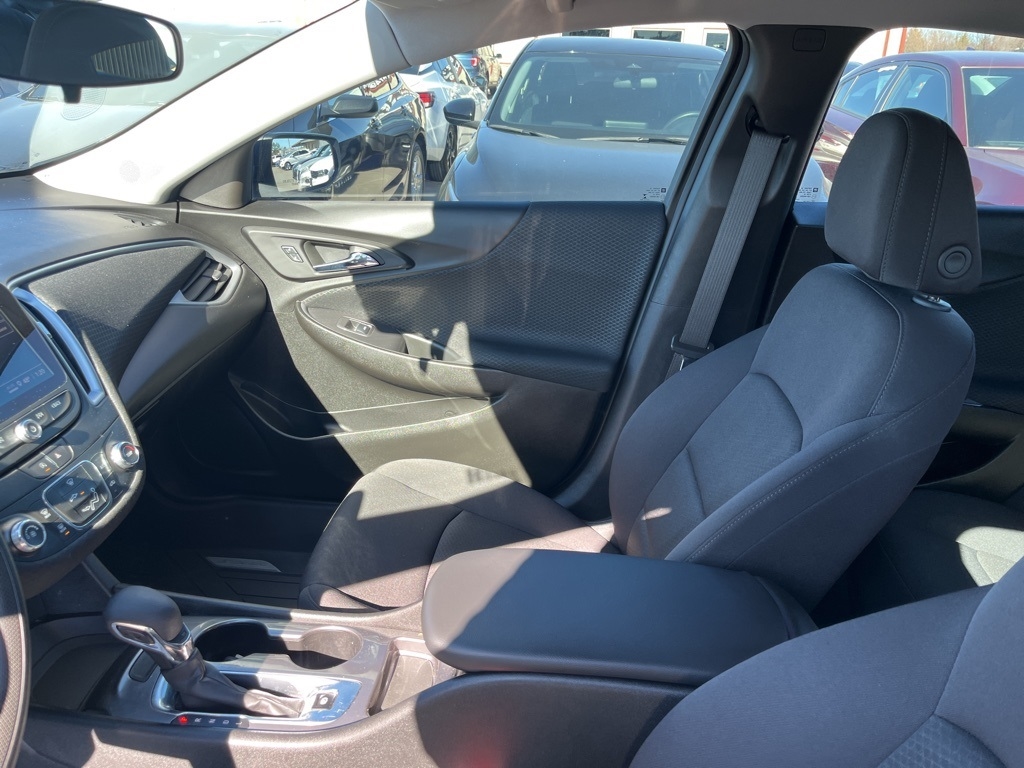 Chevrolet Malibu  2023