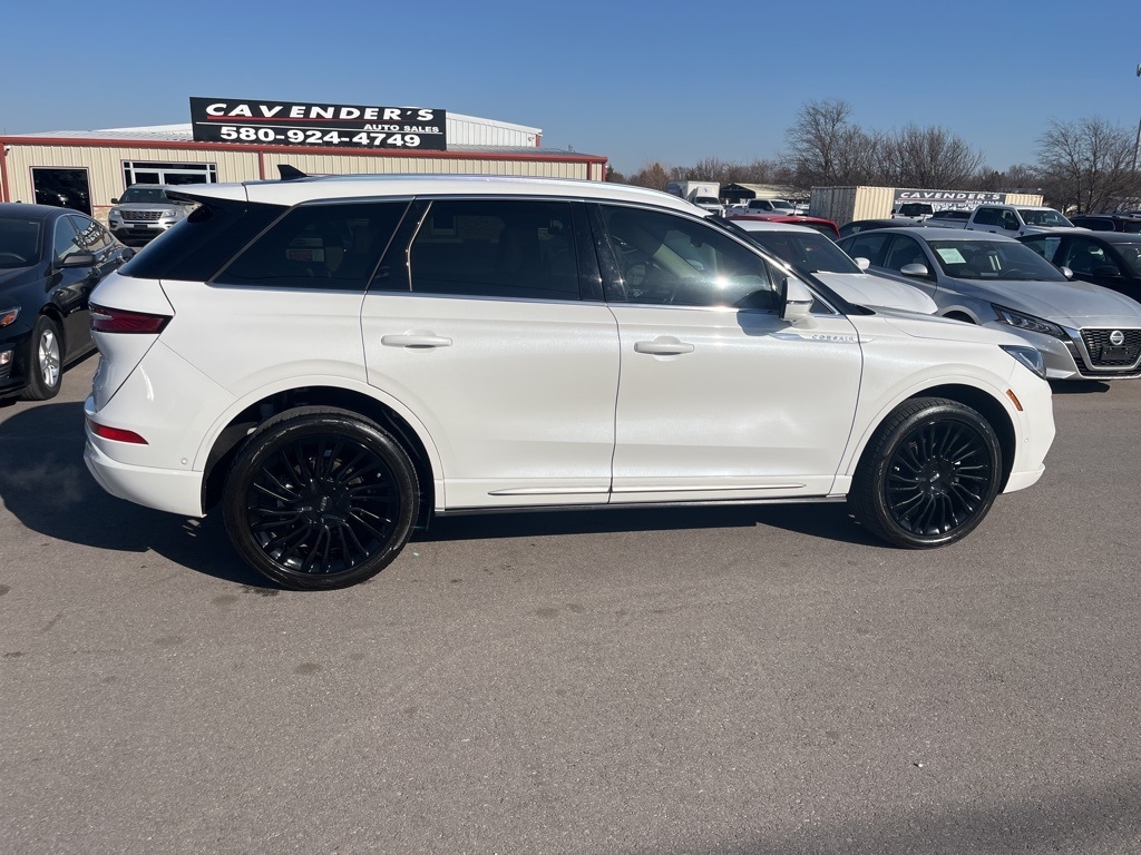 Lincoln Corsair  2021