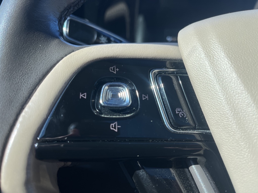 Lincoln Corsair  2021