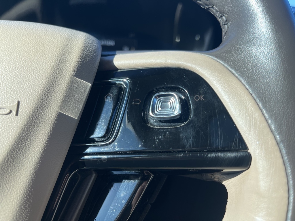 Lincoln Corsair  2021