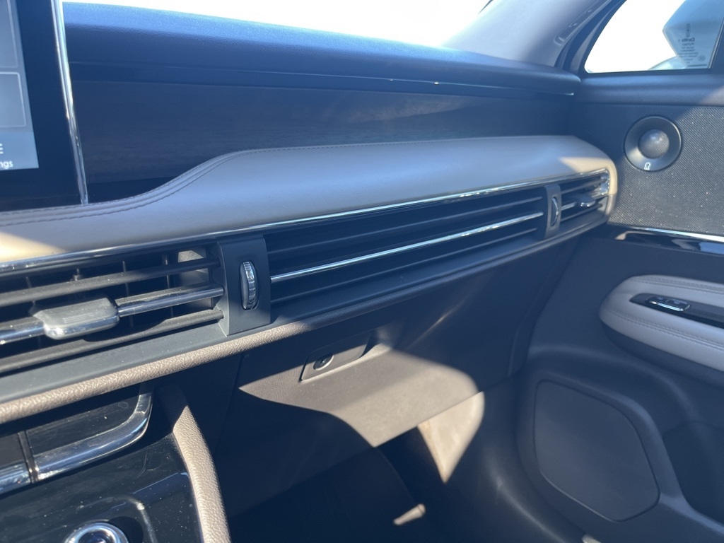 Lincoln Corsair  2021