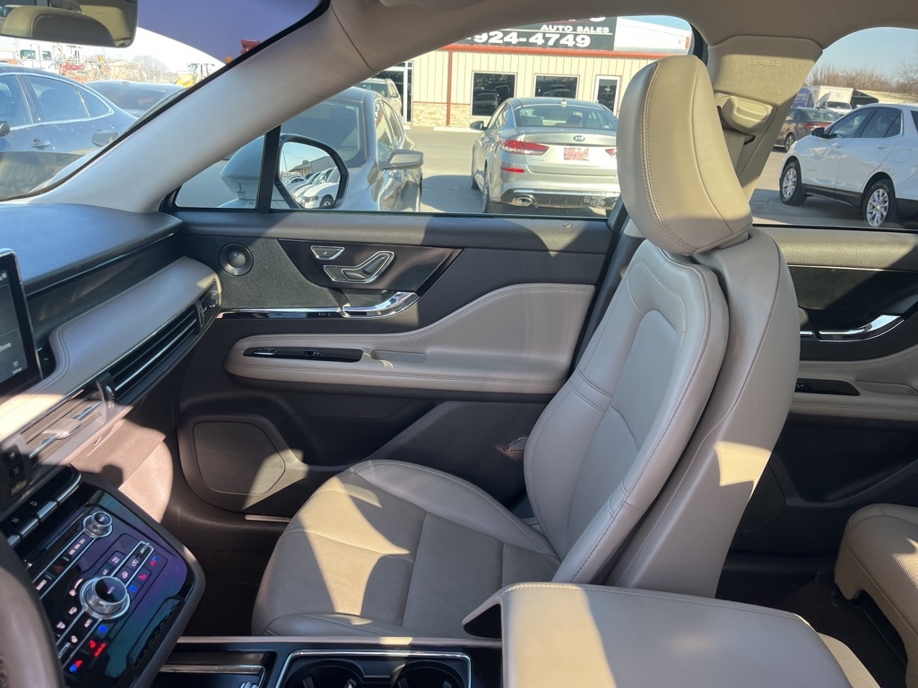 Lincoln Corsair  2021