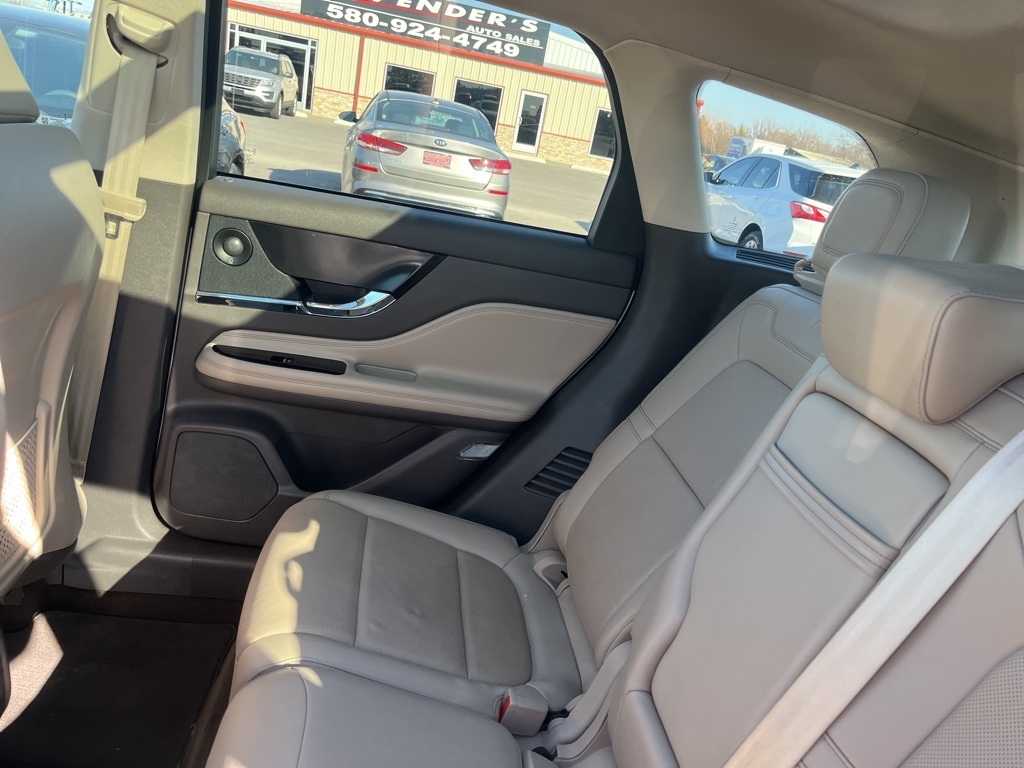 Lincoln Corsair  2021