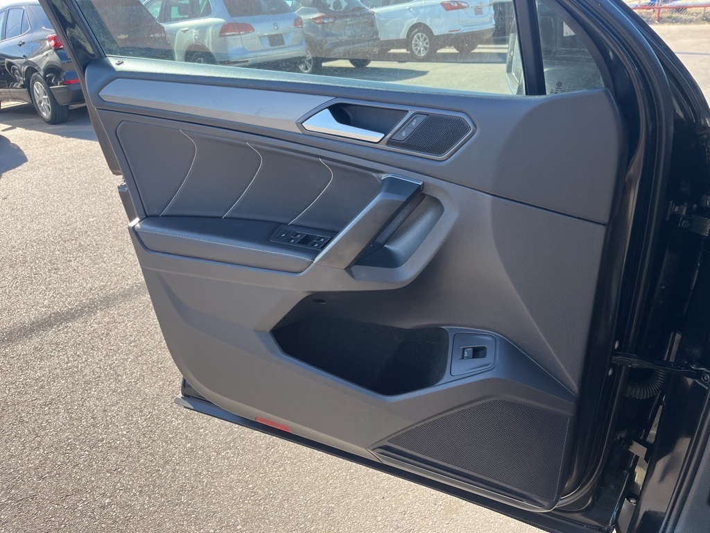 Volkswagen Tiguan  2022