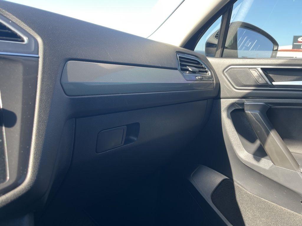 Volkswagen Tiguan  2022