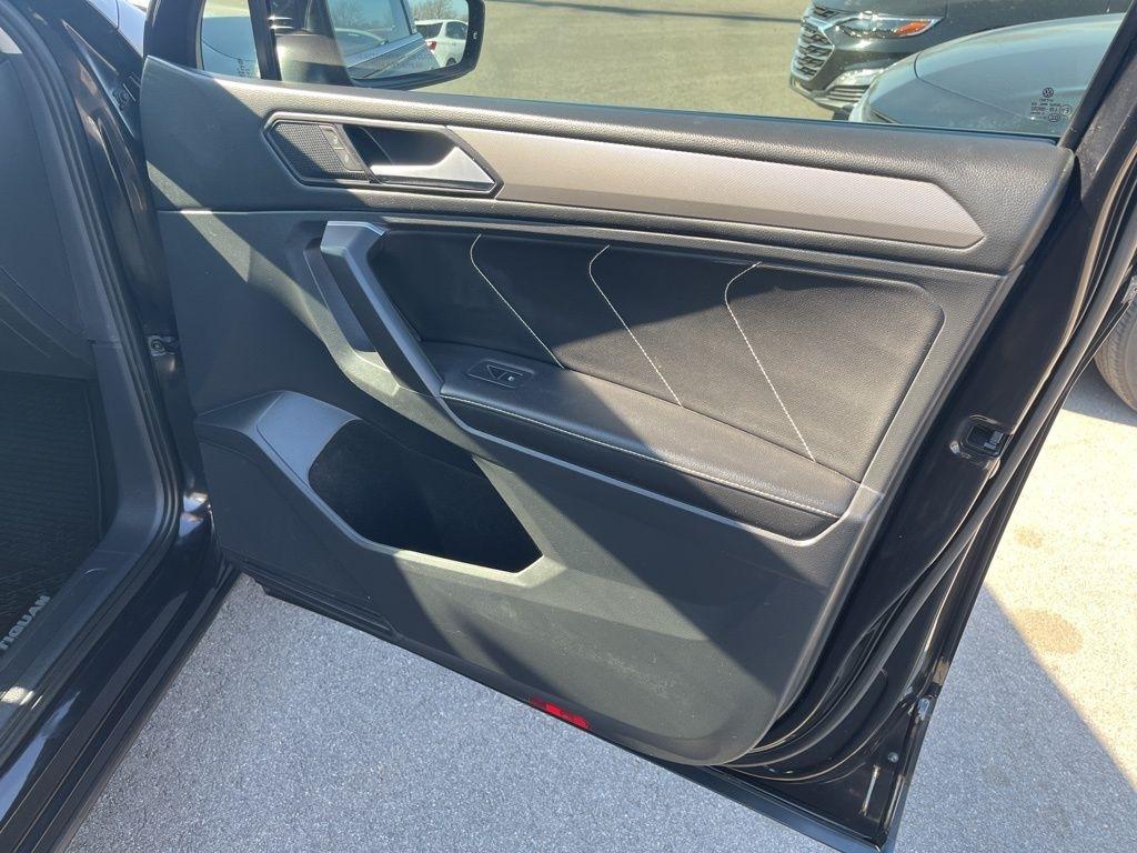 Volkswagen Tiguan  2022