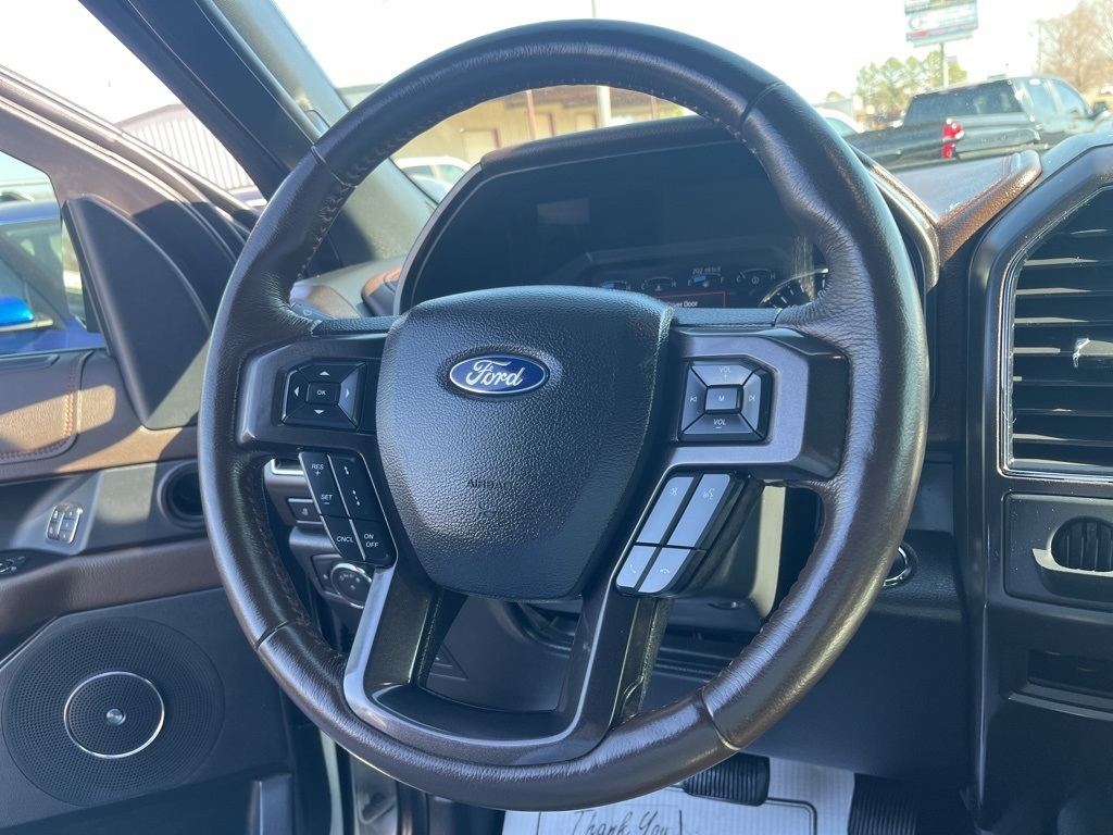 Ford Expedition  2020