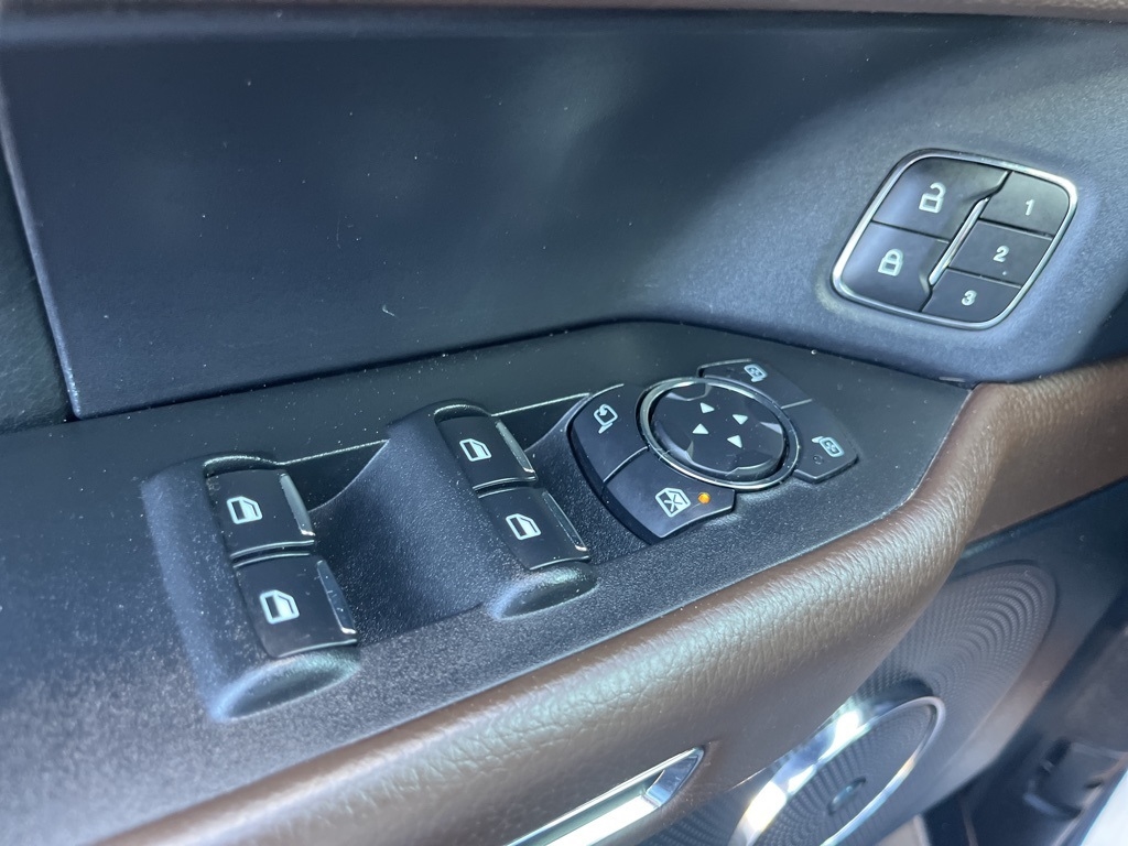 Ford Expedition  2020