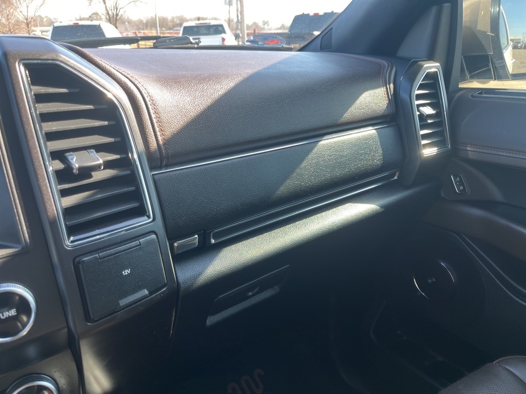 Ford Expedition  2020