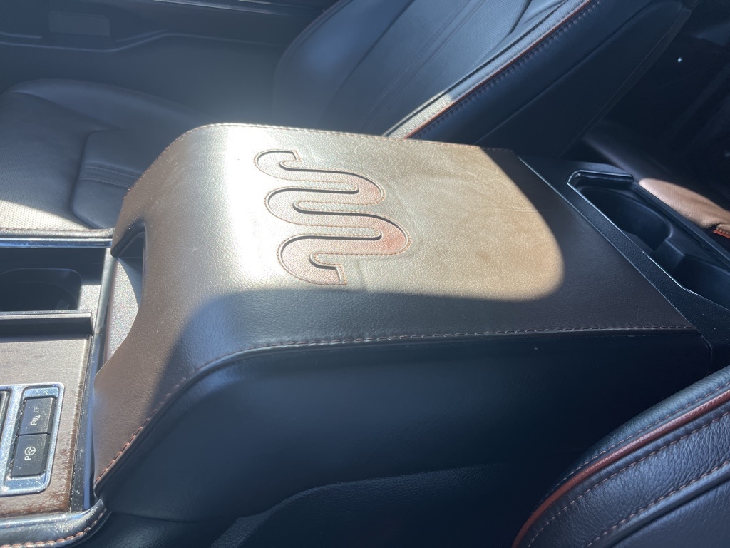 Ford Expedition  2020