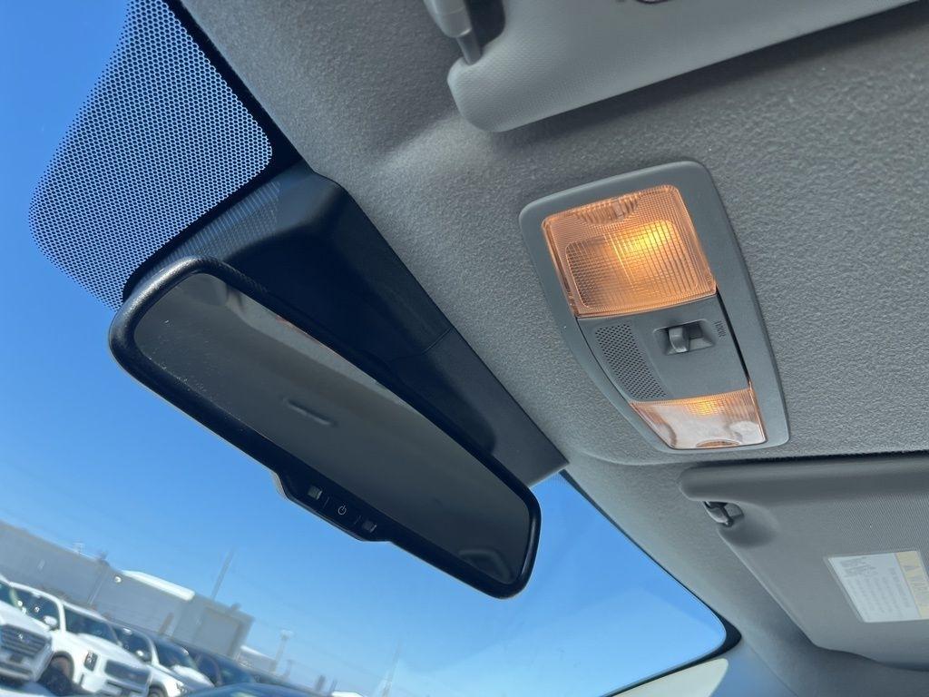 Mitsubishi Outlander Sport  2024