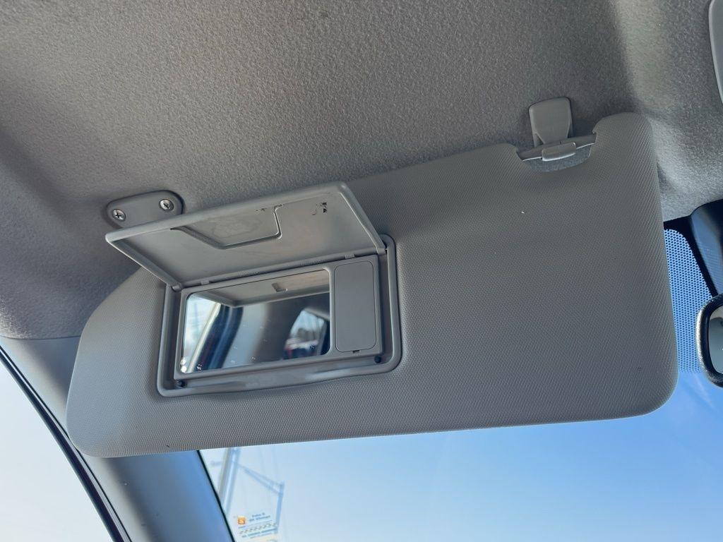 Mitsubishi Outlander Sport  2024