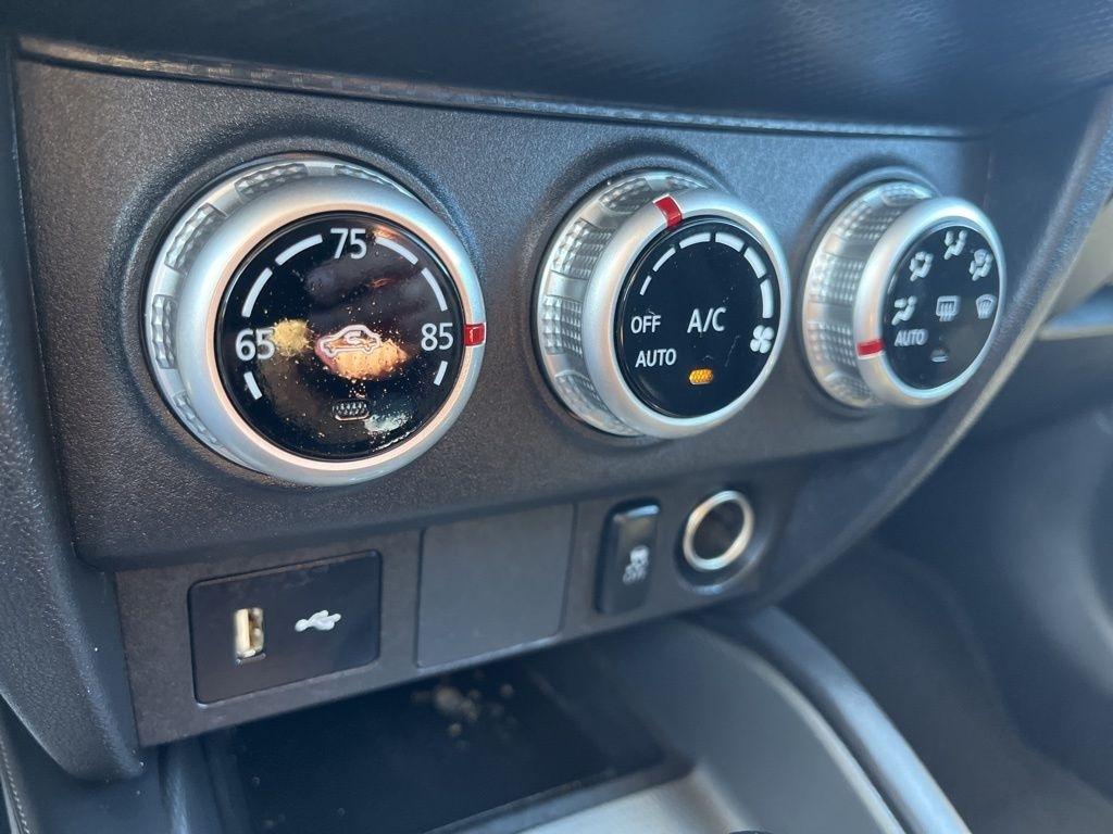 Mitsubishi Outlander Sport  2024