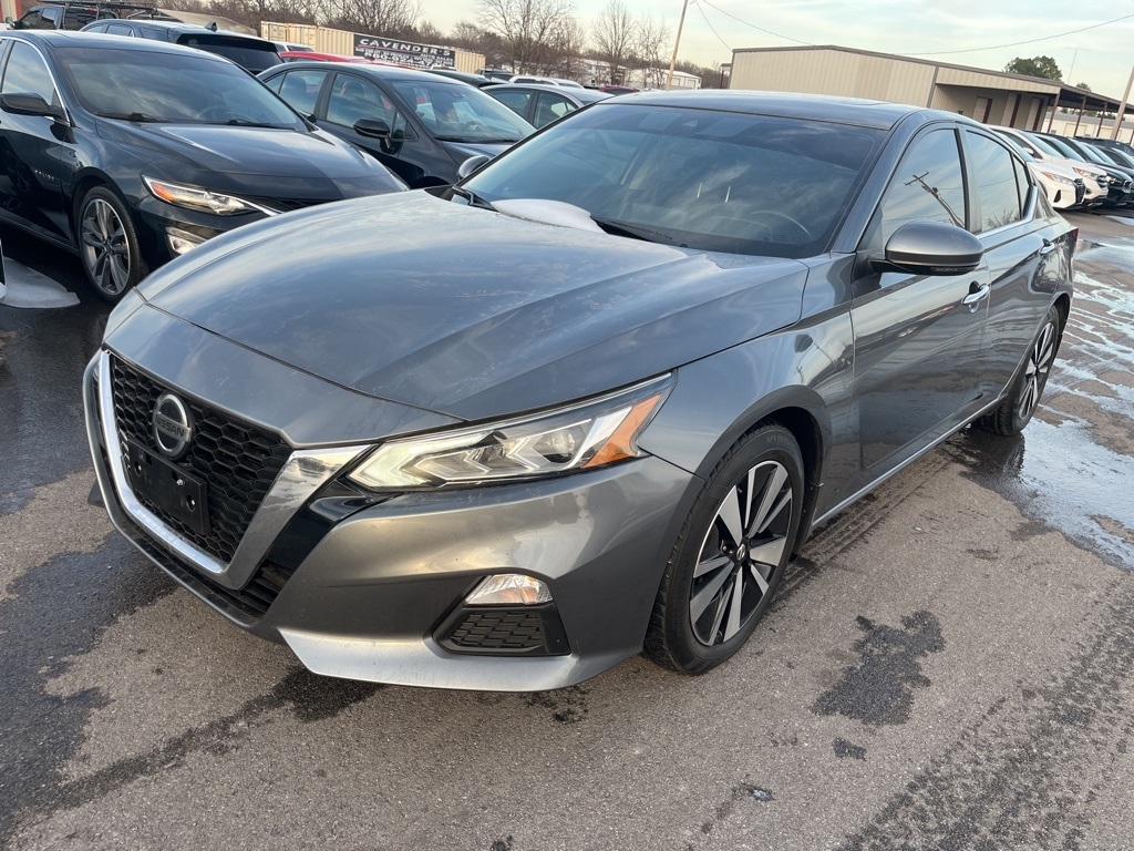 Nissan Altima  2021