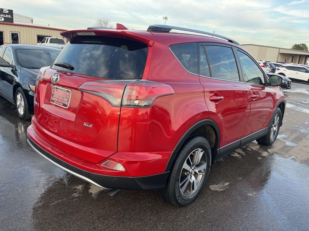 Toyota RAV4  2017