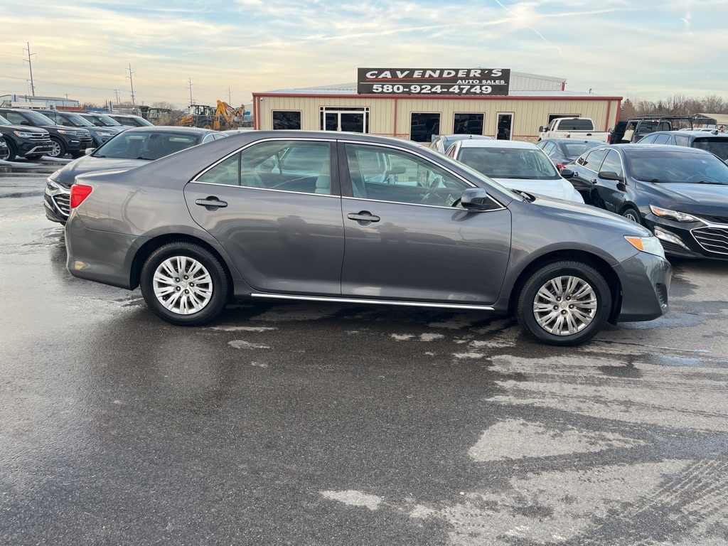 Toyota Camry  2014