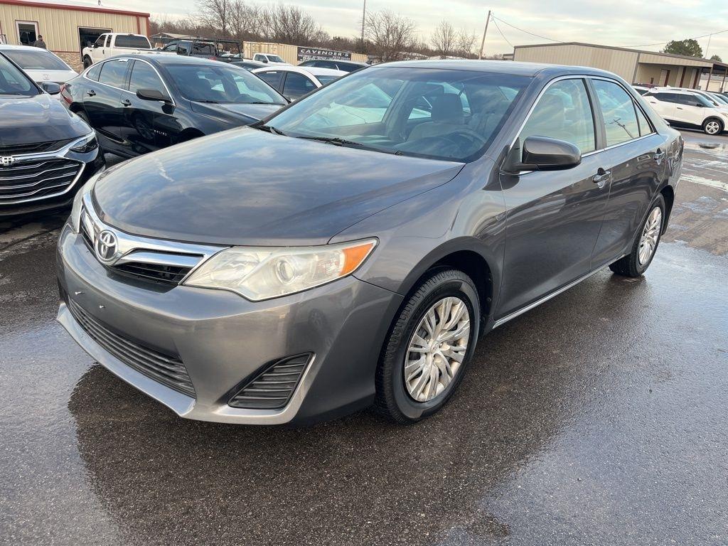 Toyota Camry  2014