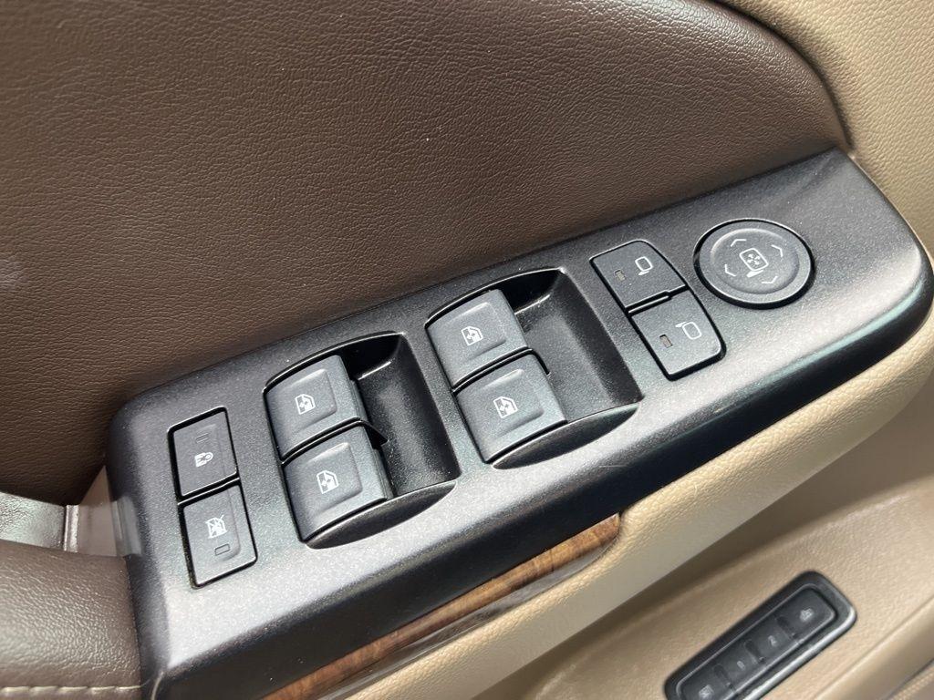 Chevrolet Suburban  2020