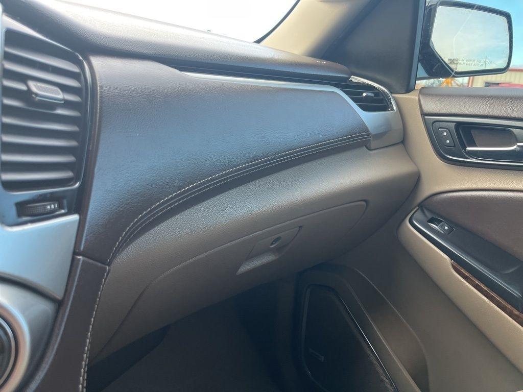 Chevrolet Suburban  2020