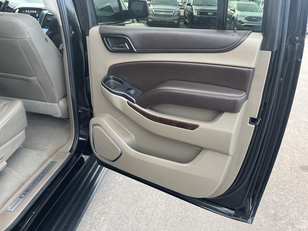 Chevrolet Suburban  2020