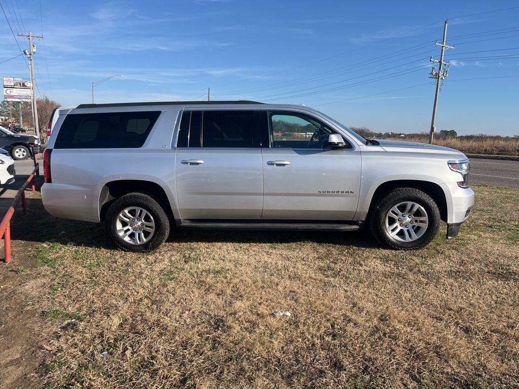 Chevrolet Suburban  2019