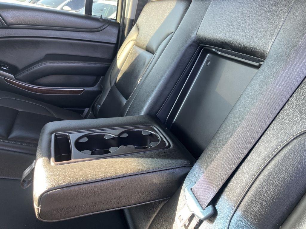 Chevrolet Suburban  2019