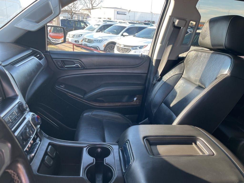 Chevrolet Suburban  2019