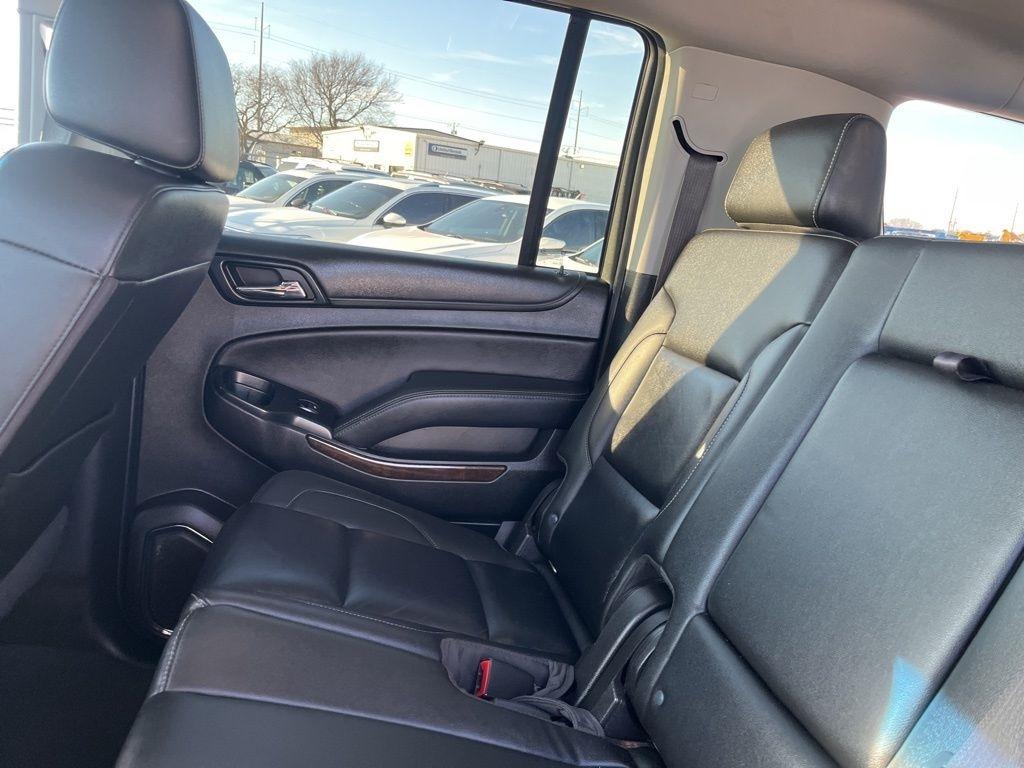 Chevrolet Suburban  2019