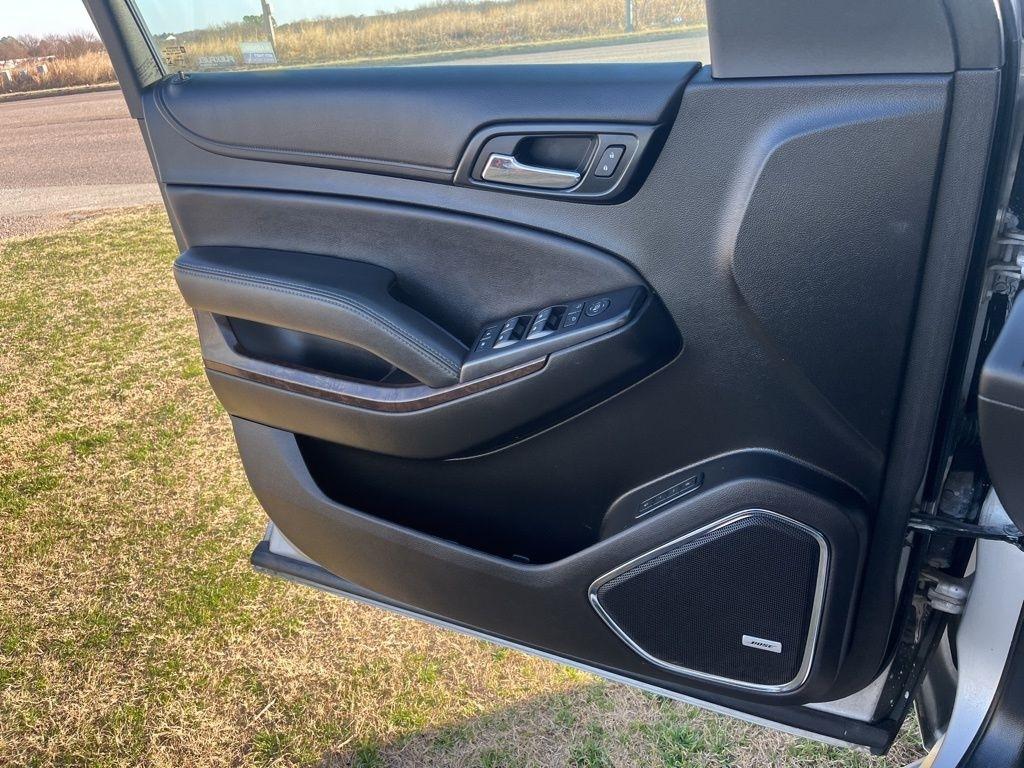 Chevrolet Suburban  2019